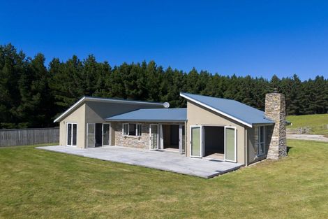 Photo of property in 4894 Hampden-palmerston Road, Shag Point, Palmerston, 9482