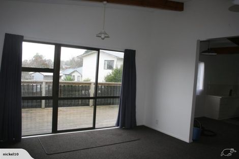 Photo of property in 10 Arde Place, Massey, Auckland, 0614