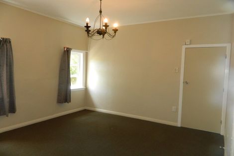 Photo of property in 5 Huia Street, Tawa, Wellington, 5028