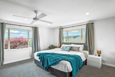 Photo of property in 17 Wisteria Place, Parklands, Christchurch, 8083