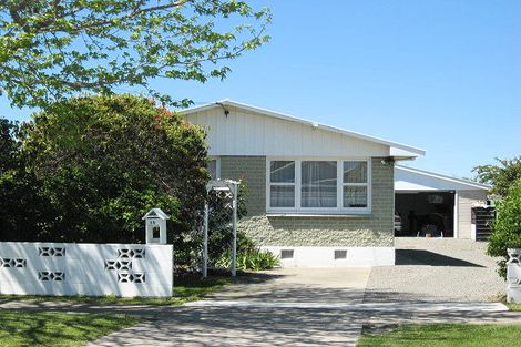 Photo of property in 15 Holdaway Street, Riversdale, Blenheim, 7201