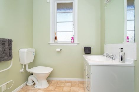 Photo of property in 135 Forfar Street, Clyde Hill, Dunedin, 9011