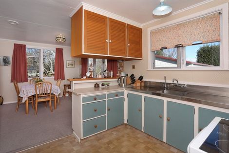 Photo of property in 21 Milne Street, Marton, 4710