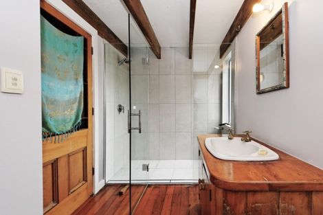 Photo of property in 193 Piha Road, Piha, New Lynn, 0772