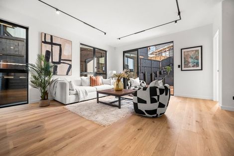Photo of property in 24 Streamview Way, Long Bay, Auckland, 0630