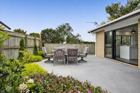 Photo of property in 603a Haowhenua Place, Hawera, 4674