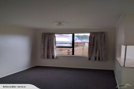 Photo of property in 2/67 Sunvue Road, Glen Eden, Auckland, 0602