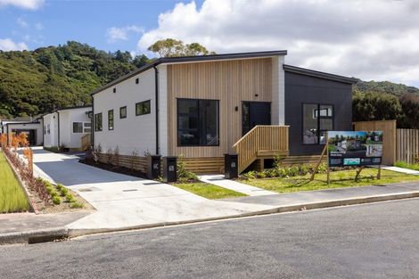 Photo of property in 61 Westminster Road, Wainuiomata, Lower Hutt, 5014