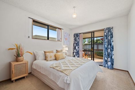 Photo of property in 2/267 Sawyers Arms Road, Bishopdale, Christchurch, 8053