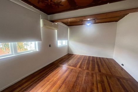 Photo of property in 92 Portage Road, New Lynn, Auckland, 0600