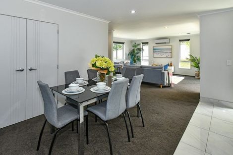 Photo of property in 106 Helenslee Road, Pokeno, 2472