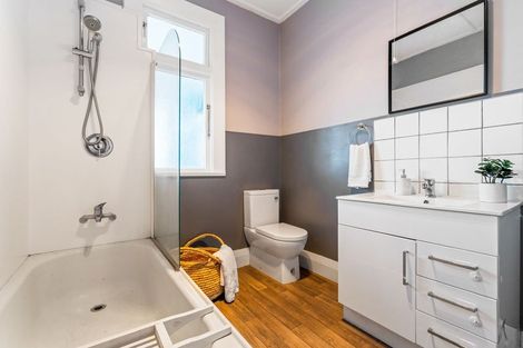 Photo of property in 33 Forfar Street, Clyde Hill, Dunedin, 9011