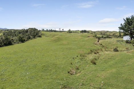 Photo of property in 107a Ngariki Road, Rahotu, Opunake, 4684