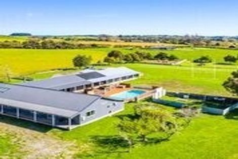 Photo of property in 515 Whitehills Road, Waitoki, Silverdale, 0994