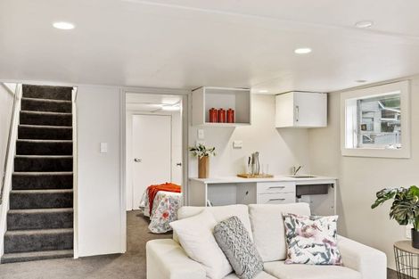 Photo of property in 9 Wilson Road, Glen Eden, Auckland, 0602