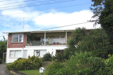 Photo of property in 20 Browns Bay Road, Rothesay Bay, Auckland, 0630