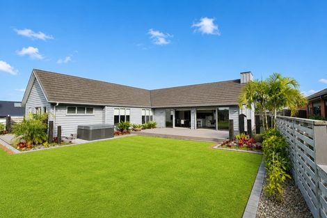 Photo of property in 4 Roseberry Place, Whitianga, 3510