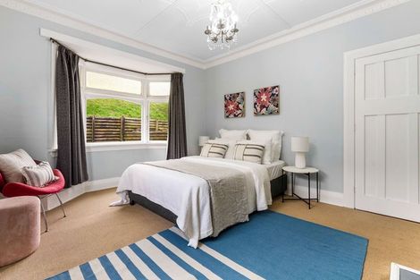 Photo of property in 33 Forfar Street, Clyde Hill, Dunedin, 9011