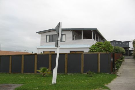 Photo of property in 18 Rawhiti Road, Manly, Whangaparaoa, 0930