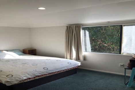 Photo of property in 1/18 Bond Crescent, Forrest Hill, Auckland, 0620