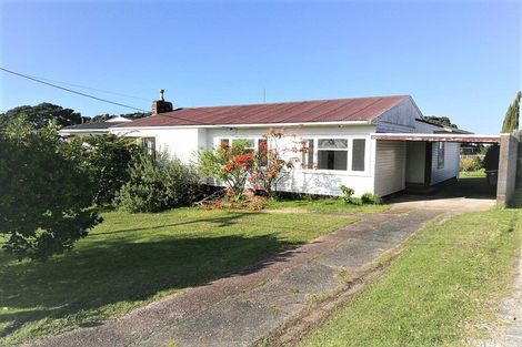 Photo of property in 11 Heath Avenue, Northcote, Auckland, 0627