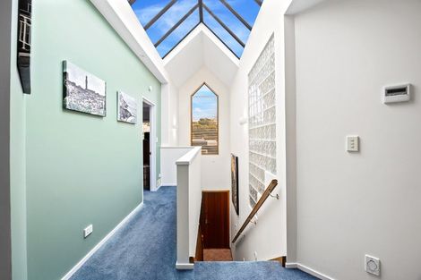 Photo of property in 8 Lady Polson Lane, Cashmere, Christchurch, 8022