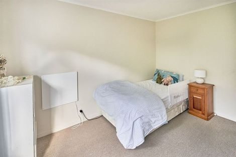 Photo of property in 8c Nikau Road, Point Howard, Lower Hutt, 5013
