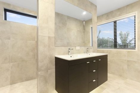 Photo of property in 2 Driftwood Drive, Red Beach, 0932