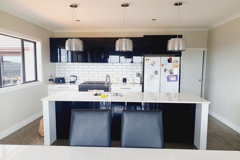 Photo of property in 37 Purser Crescent, Flagstaff, Hamilton, 3210