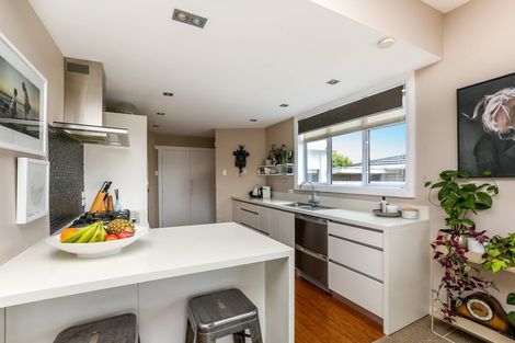 Photo of property in 70 Lemon Street, New Plymouth, 4310