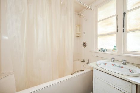 Photo of property in 37 Chelmer Street, Oamaru, 9400