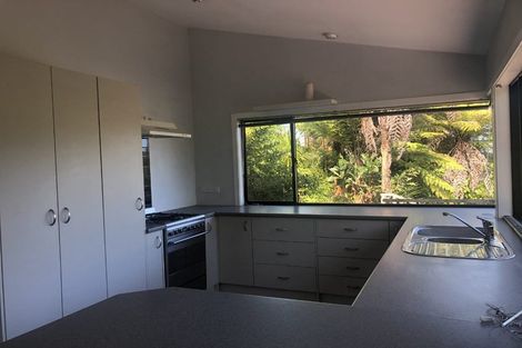 Photo of property in 7 Traffic Road, Greenhithe, Auckland, 0632