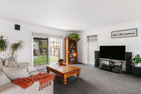 Photo of property in 57 Omega Place, Coastlands, Whakatane, 3120