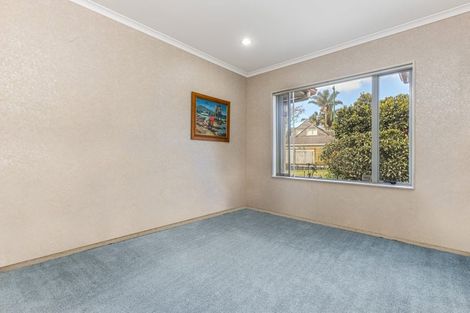 Photo of property in 7 Highfields Terrace, Henderson, Auckland, 0612