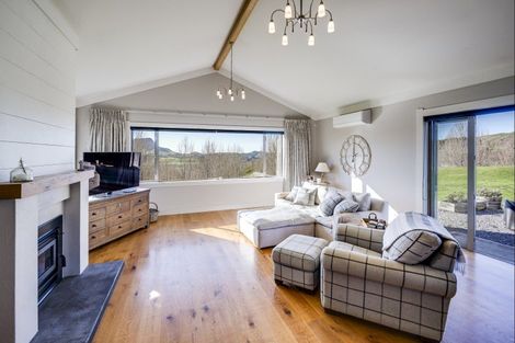 Photo of property in 137 Walcott Lane, Kahuranaki, 4295