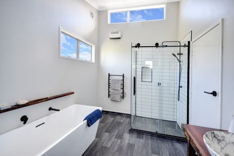 Photo of property in 17 Virginia Avenue, Broad Bay, Dunedin, 9014