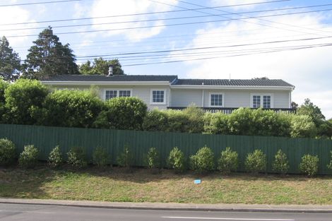 Photo of property in 27-29 Wairau Road, Forrest Hill, Auckland, 0627