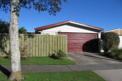 Photo of property in 36 Aspiring Avenue, Milson, Palmerston North, 4414