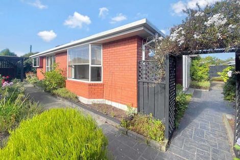 Photo of property in 135 Hawford Road, Opawa, Christchurch, 8023