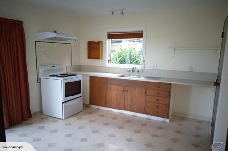 Photo of property in 26-26a Chartwell Drive, Crofton Downs, Wellington, 6035