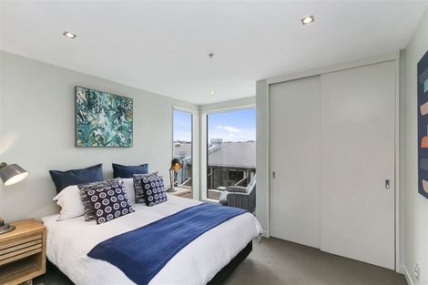 Photo of property in Portal Apartments, 6c/42 Cable Street, Te Aro, Wellington, 6011