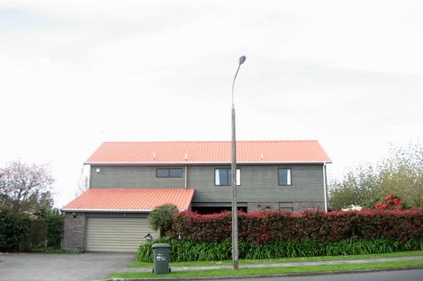 Photo of property in 69 Branch Road, Highlands Park, New Plymouth, 4312