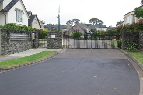 Photo of property in 48 Grammar School Road, Pakuranga, Auckland, 2010
