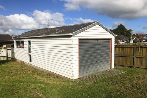 Photo of property in 31 Settlement Road, Papakura, 2110