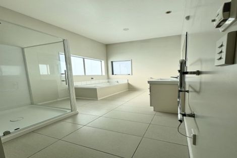 Photo of property in 34a Erlestoke Crescent, Churton Park, Wellington, 6037