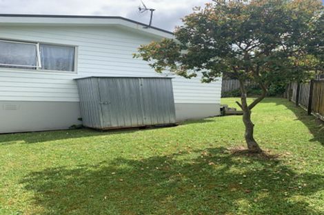 Photo of property in 1/26 Peterhouse Place, West Harbour, Auckland, 0618