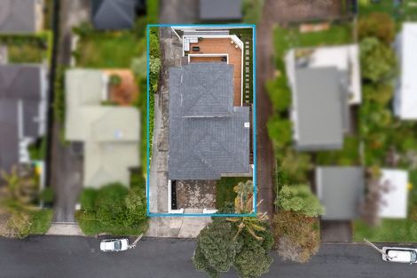 Photo of property in 1/45 Rangitoto Terrace, Milford, Auckland, 0620