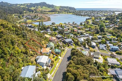 Photo of property in 33 Windsor Drive, Tairua, 3508