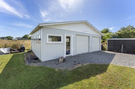 Photo of property in 26 Avenue North Road, Levin, 5510
