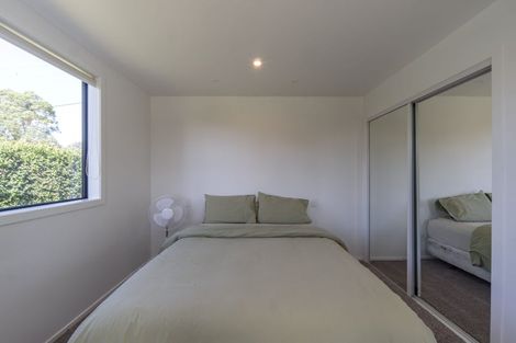 Photo of property in 27 Puketaha Road, Swanson, Auckland, 0816